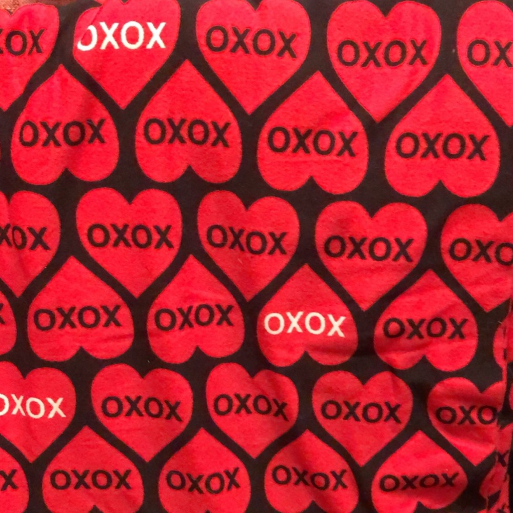 LulaRoe valentines leggings TC